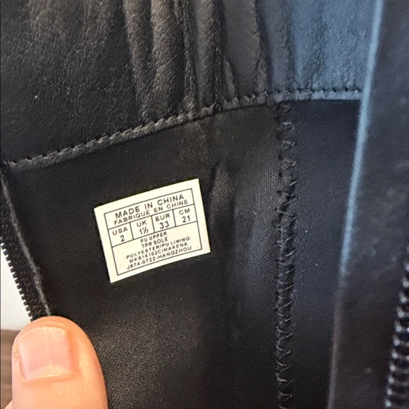 Micheal Kors KID : 2 /Eur:33 Black and Brown Riding Boots - Picture 2 of 4